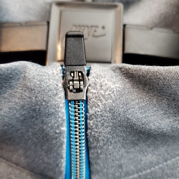 6 UNTUCKit Shirts. back to the office - WITH 2 FREE BONUSES IF YOU BUY THE LOT - Picture 14 of 15